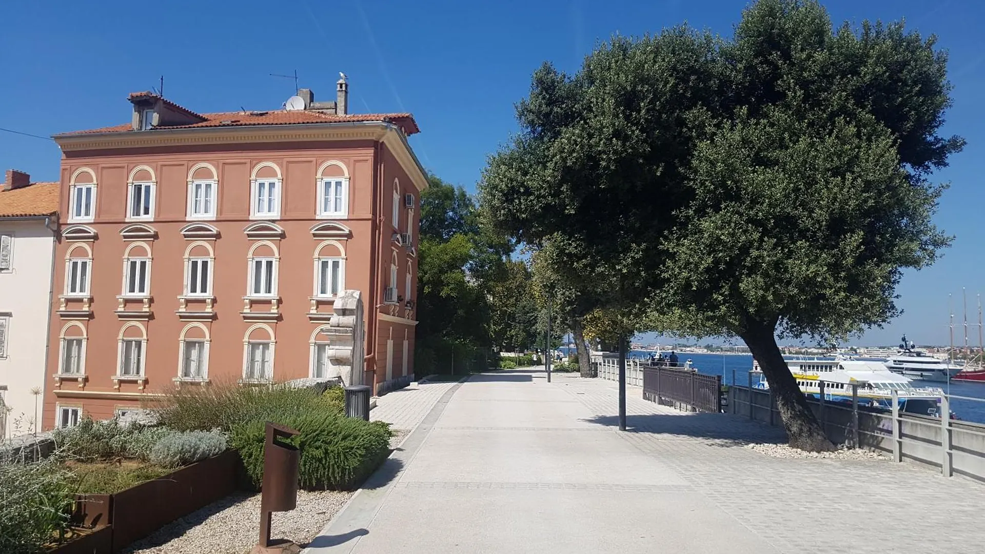 Sea View Studio Apartment Zadar Croacia